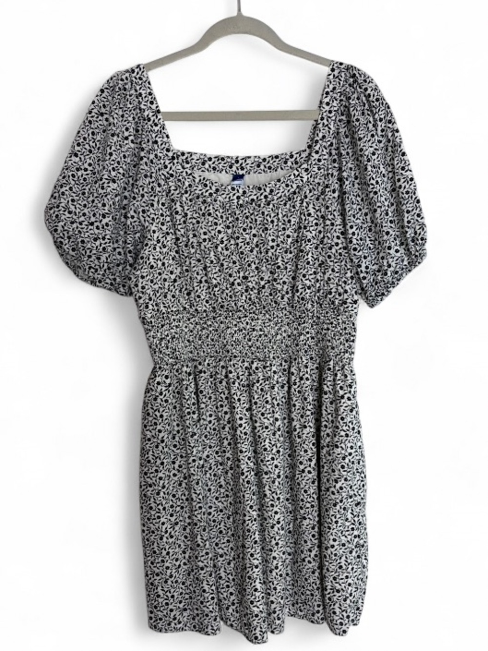 Old Navy Black and White Floral Print Boho Smocked Waist Peasant Dress Size L